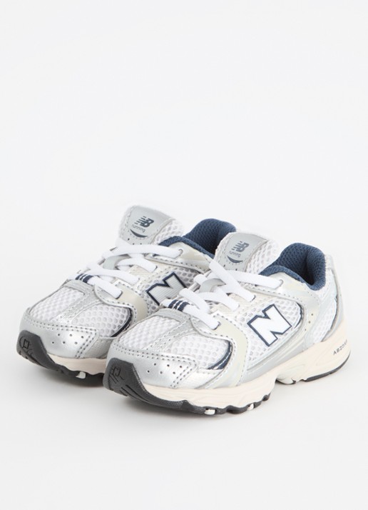 New Balance 530 sneaker met mesh details - voorkant 2 lichtgrijs