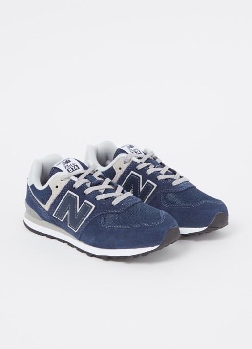 New Balance 574 sneaker met suède details - voorkant 4 donkerblauw