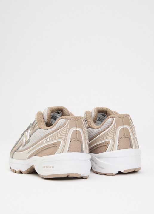 New Balance 740 sneaker met logo  - achterkant 4 beige