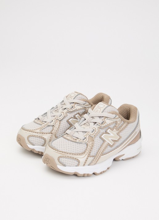 New Balance 740 sneaker met logo  - voorkant 3 beige