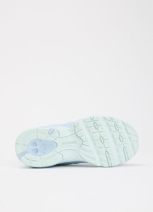 New Balance 740 sneaker met mesh details en metallic finish - detail 2 lichtblauw
