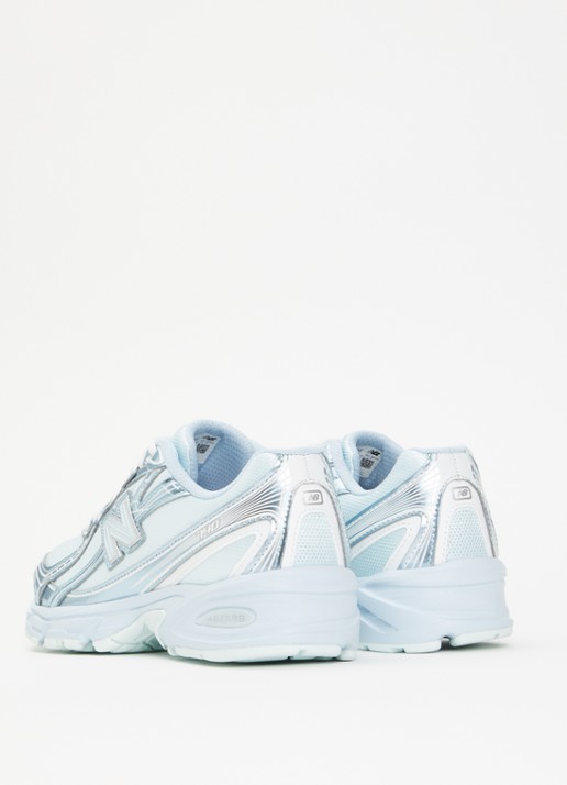 New Balance 740 sneaker met metallic finish - achterkant 5 lichtblauw