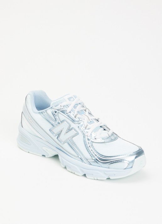 New Balance 740 sneaker met metallic finish
