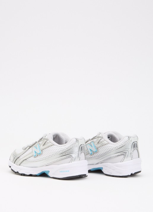 New Balance 740 sneaker van mesh met metallic finish - achterkant zilver