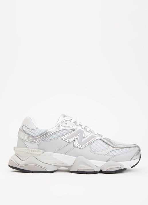 New Balance 9060 sneaker met leren details