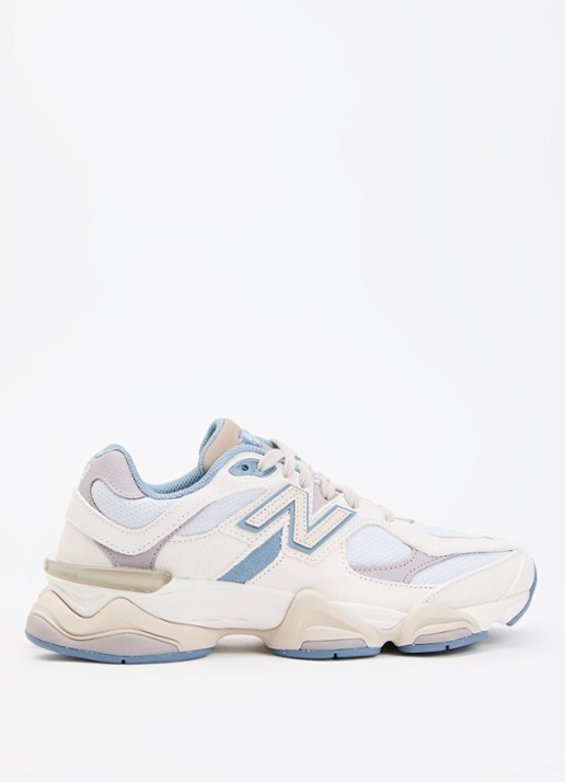 New Balance 9060 sneaker met mesh details - voorkant creme