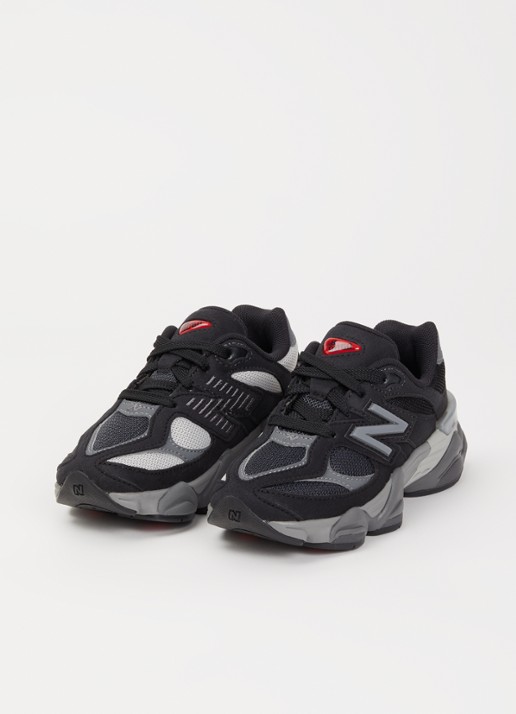 New Balance 9060 sneaker met mesh details - voorkant 3 zwart