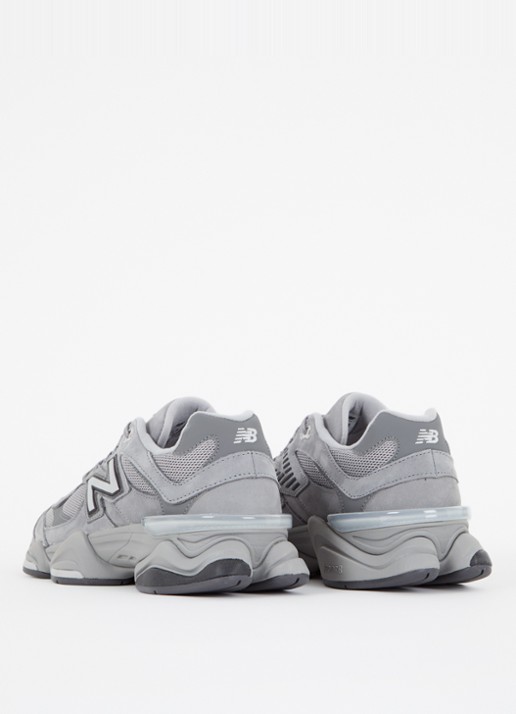 New Balance 9060 sneaker met suède details - achterkant 6 grijs