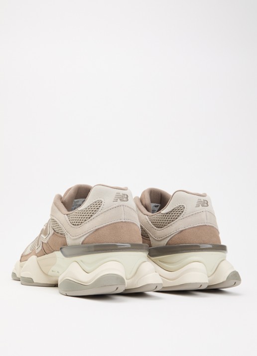 New Balance 9060 sneaker met suède details - achterkant 4 gebroken wit