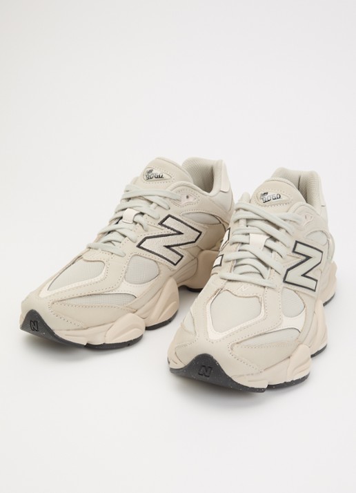 New Balance 9060 sneaker van mesh met details van nubuck - detail creme