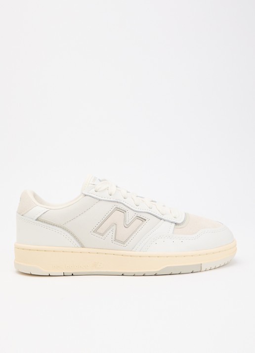 New Balance BB950 sneaker van leer met details van nubuck