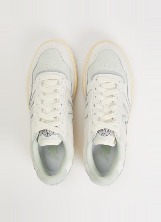 New Balance BB950 sneaker van leer met details van nubuck - detail 2 lindegroen