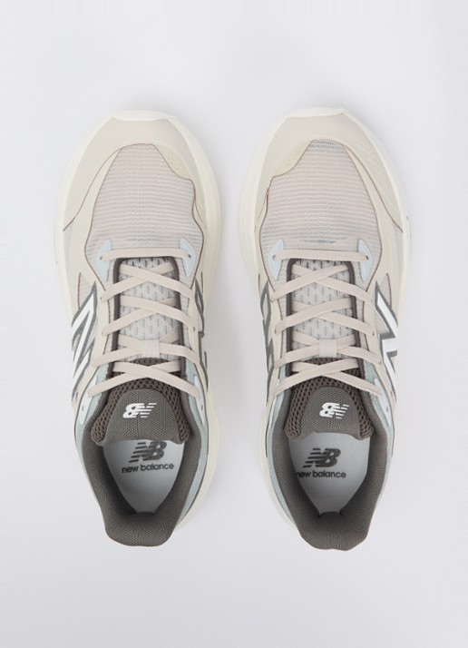 New Balance Fresh Foam sneaker met mesh details - detail 5 beige