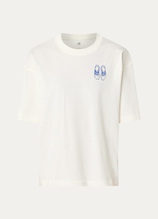 New Balance Sea salt T-shirt met print - voorkant 2 gebroken wit