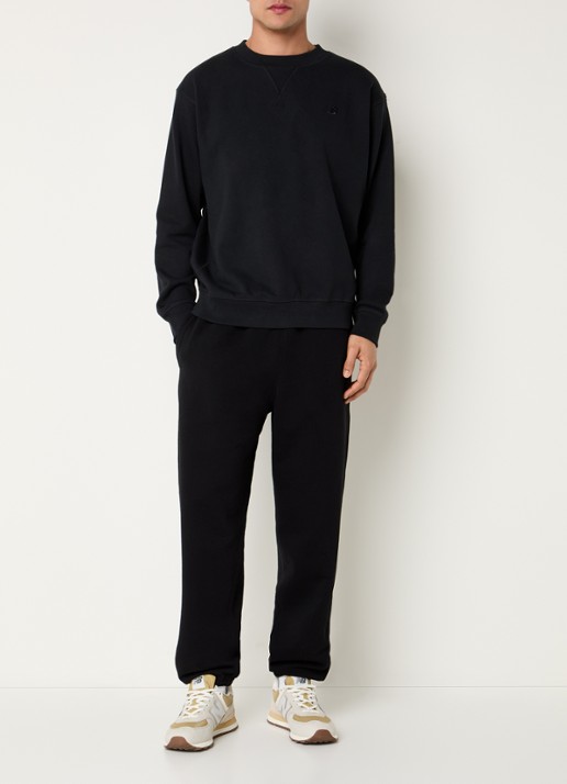 New Balance Sweater met logoborduring - voorkant 4 zwart