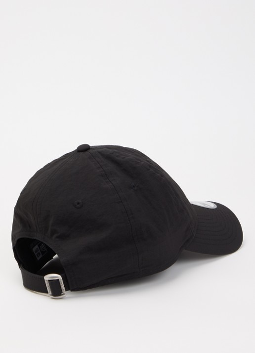New Era  9Twenty pet met logoborduring - detail zwart