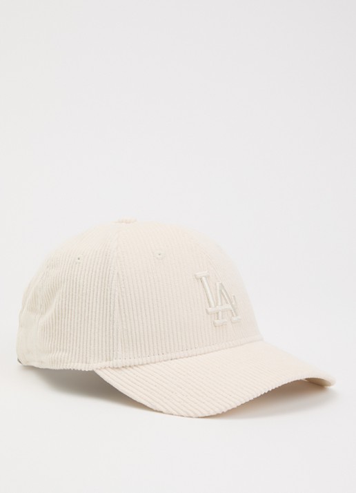 New Era Pet van corduroy met logoborduring