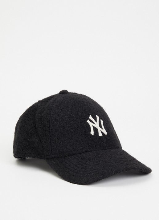 New Era Pet van teddy en logoborduring