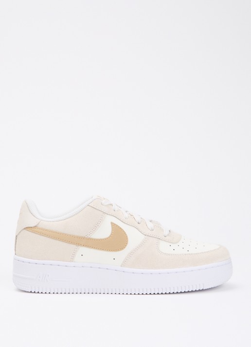 Nike Air Force 1 sneaker van suède met leren details