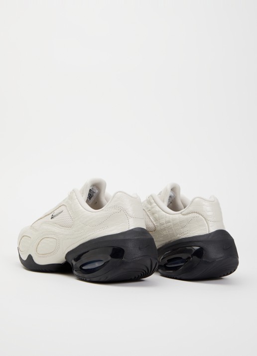 Nike Air Max Muse sneaker met mesh details en crocostructuur - achterkant 5 beige