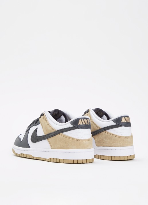 Nike Dunk low sneaker van leer met suède details - achterkant 3 beige