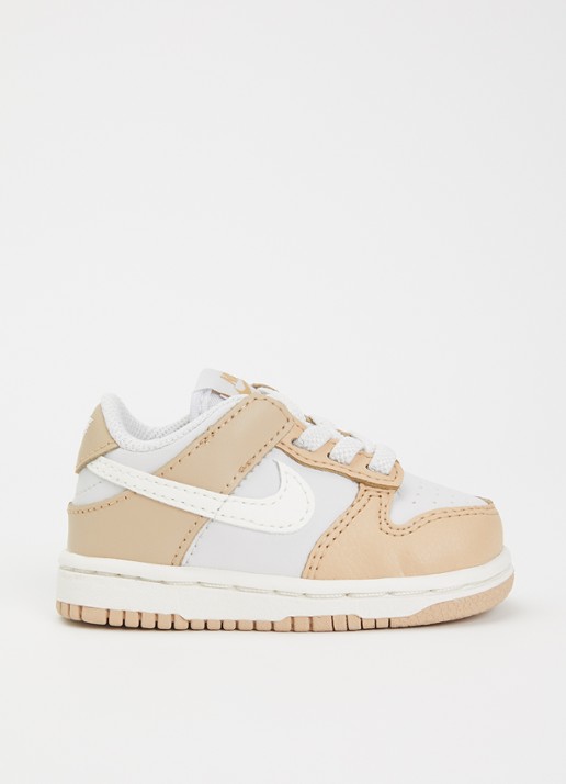 Nike Dunk sneaker met logo