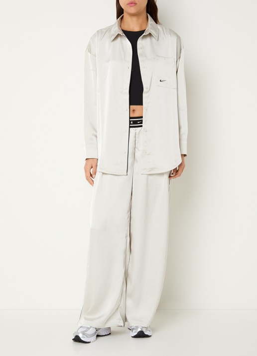 Nike High waist loose fit broek van satijn met logoband - voorkant 8 beige
