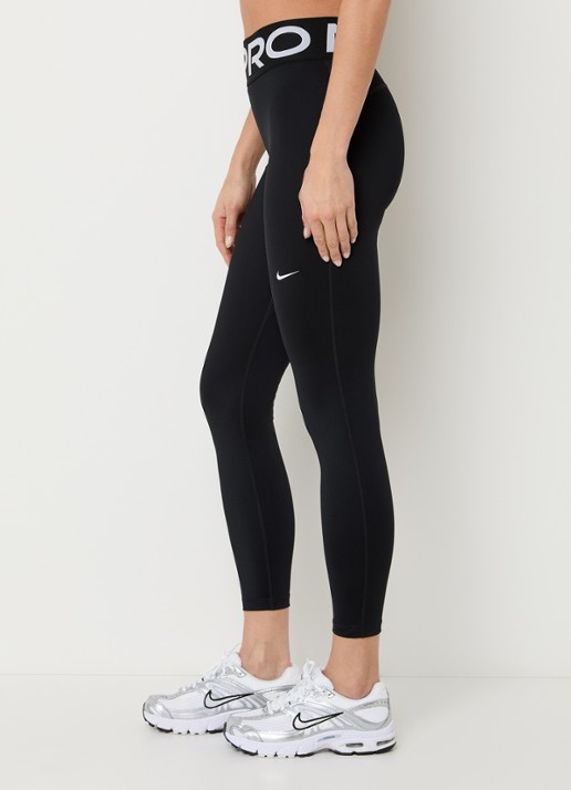 Nike High waist skinny fit legging met dri-fit en logoband - detail 5 zwart
