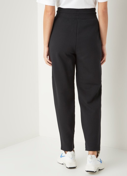 Nike High waist tapered fit cropped joggingbroek met logo - achterkant 2 zwart