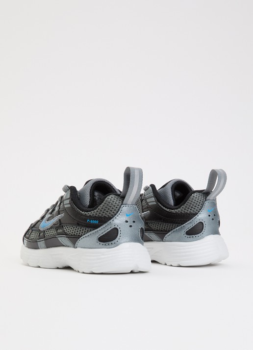Nike P-6000 sneaker met mesh details - achterkant antraciet
