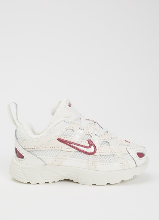 Nike P-6000 sneaker met mesh details - voorkant 10 creme
