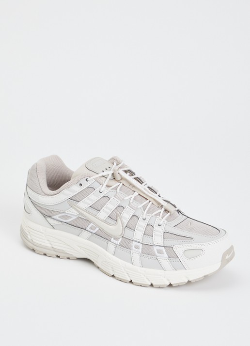 Nike P-6000 sneaker met mesh details
