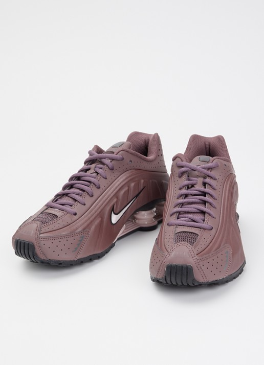Nike Shox R4 sneaker met logo  - detail 3 paars
