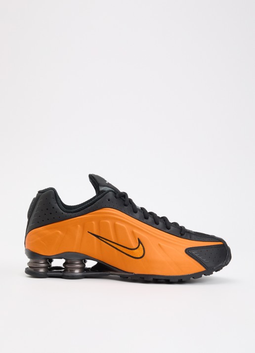 Nike Shox R4 sneaker met logo