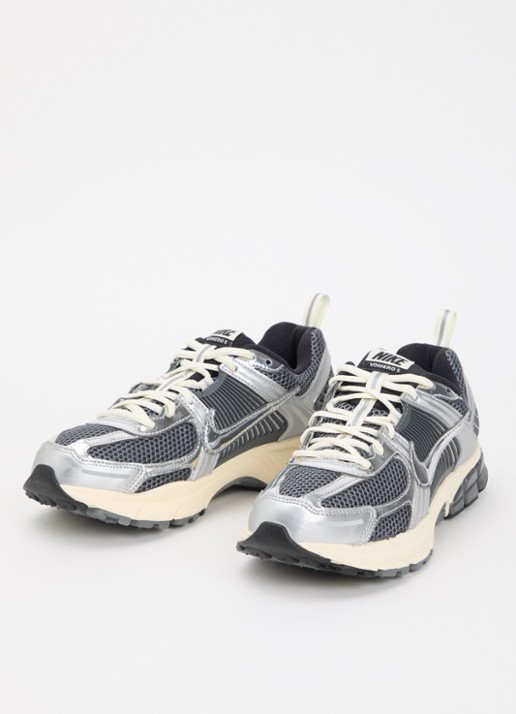 Nike Vomero 5 sneaker met mesh details - detail 2 grijs