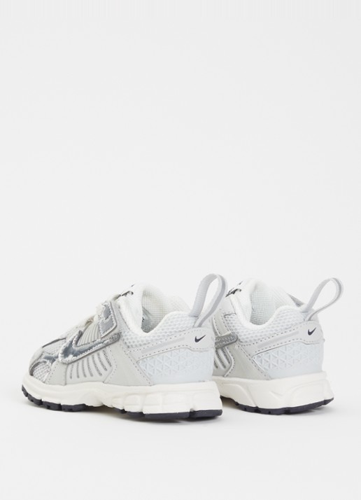 Nike Vomero 5 sneaker van mesh met metallic details - achterkant 4 zilver