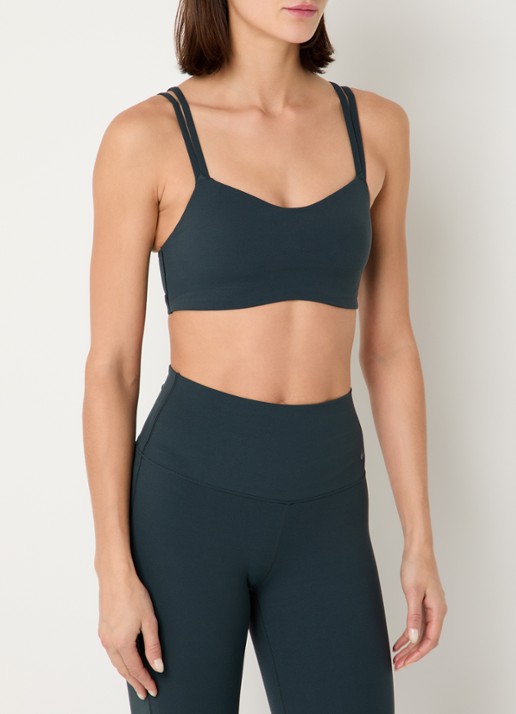 Nike Zenvy voorgevormde sport bh met light support