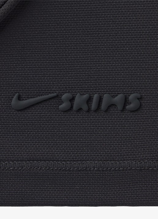 NikeSKIMS Airy cropped trainings T-shirt met stretch - detail 10 zwart