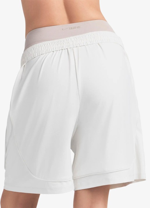 NikeSKIMS Airy mid waist loose fit korte broek met ritszakken - achterkant 4 wit