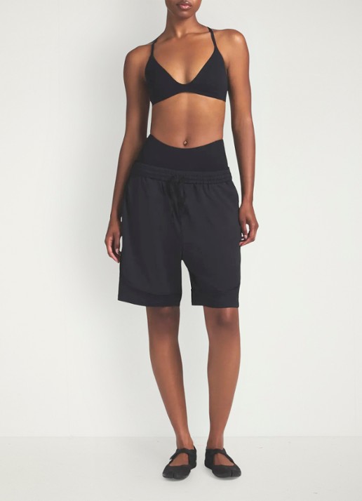 NikeSKIMS Airy mid waist loose fit korte broek met ritszakken - voorkant 4 zwart