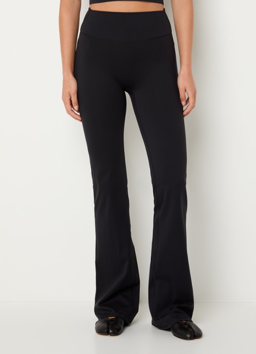 NikeSKIMS Matte high waist flared fit trainingslegging