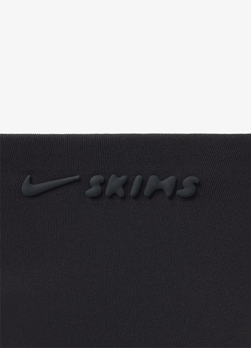 NikeSKIMS Matte sport bh met light support - detail 7 zwart