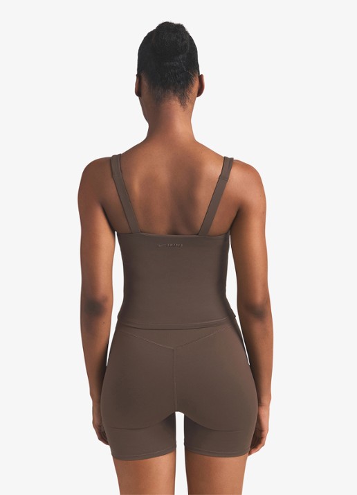 NikeSKIMS Matte trainings crop top met stretch - achterkant lichtbruin