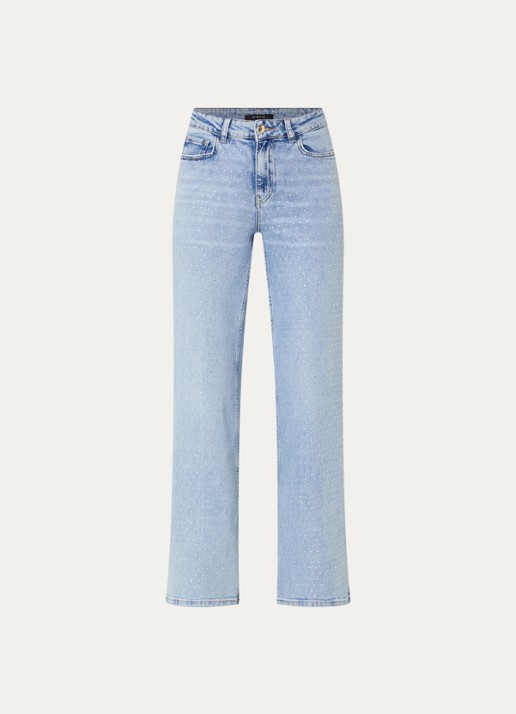 NIKKIE Abigail mid waist straight leg jeans met lichte wassing en strass - voorkant indigo