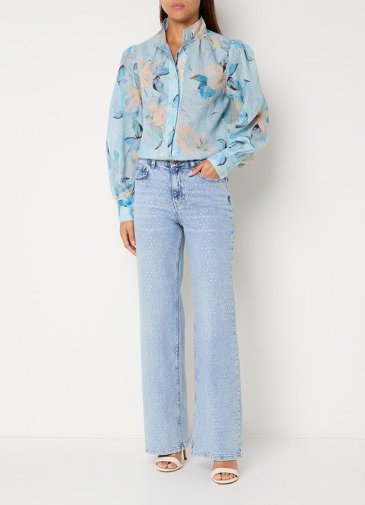 NIKKIE Abigail mid waist straight leg jeans met lichte wassing en strass - voorkant 2 indigo