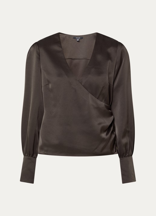 NIKKIE Aivy asymmetrische top van satijn met plooidetail - voorkant 2 chocoladebruin