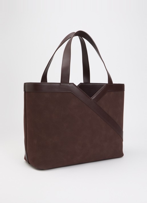 NIKKIE Alvin shopper met logo - achterkant 4 chocoladebruin