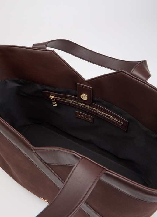 NIKKIE Alvin shopper met logo - detail chocoladebruin