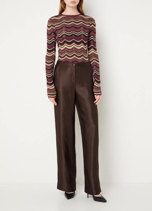 NIKKIE Arlla top met ingebreid patroon en lurex - voorkant 4 aubergine