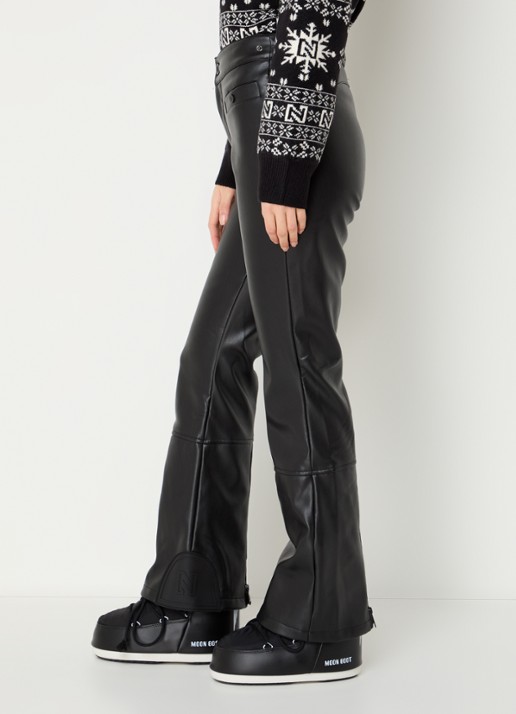 NIKKIE Giza high waist flared fit skibroek van imitatieleer met steekzakken - detail 4 zwart